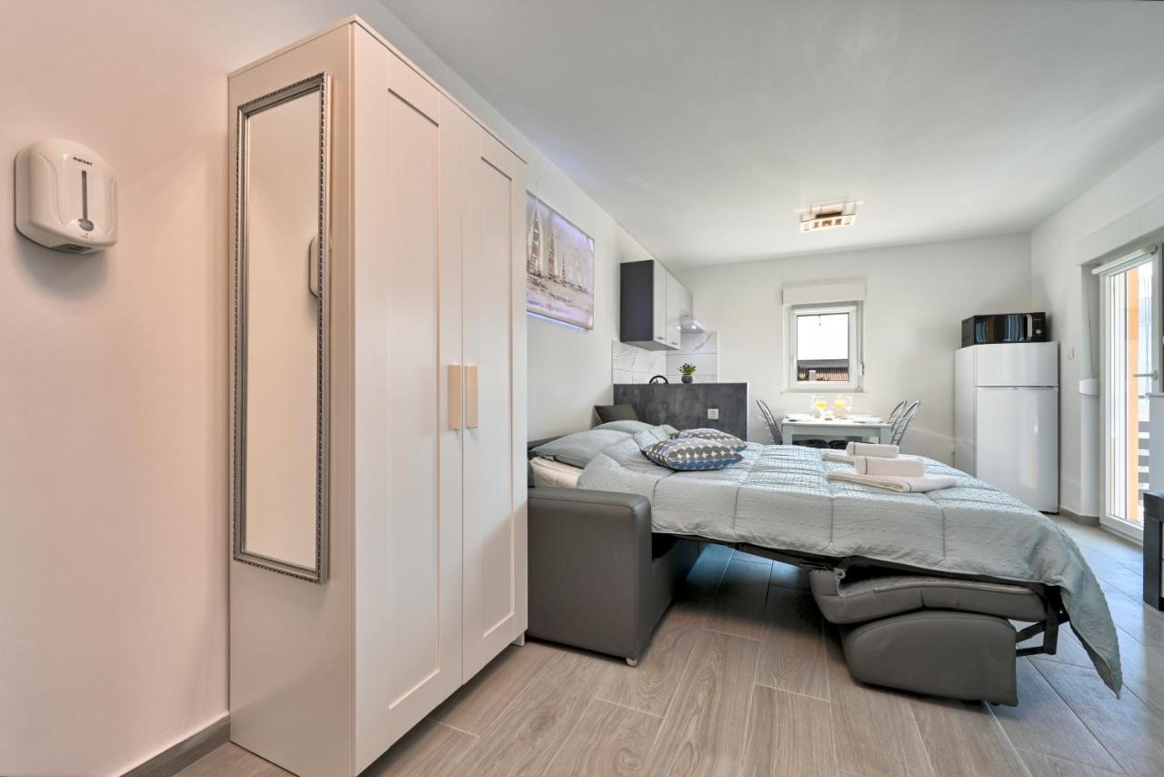 Apartman Michael / Novalja / Zrce Exteriör bild