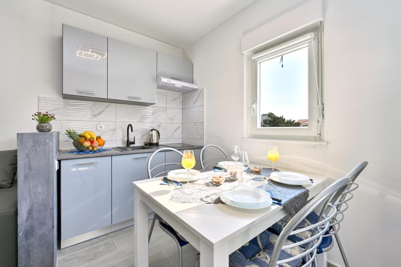Apartman Michael / Novalja / Zrce Exteriör bild