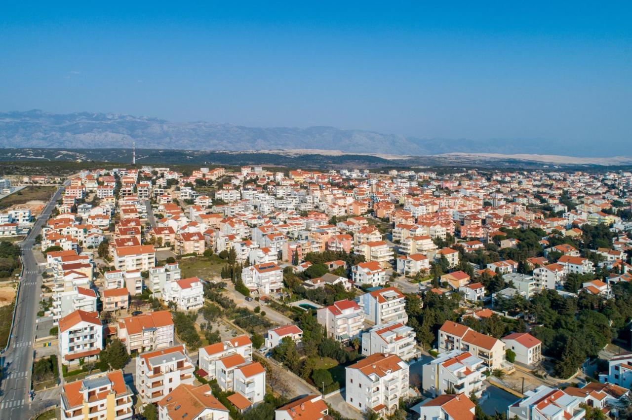 Apartman Michael / Novalja / Zrce Exteriör bild