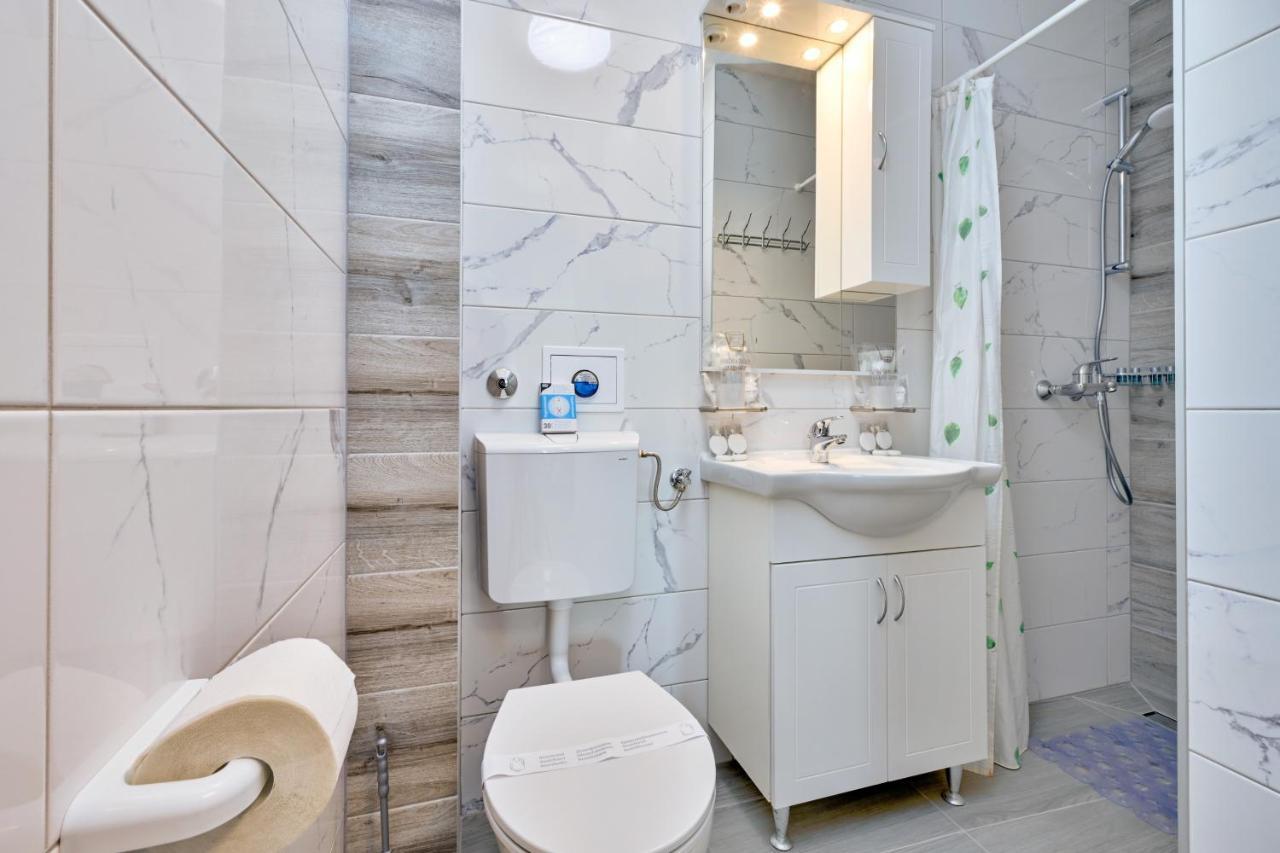 Apartman Michael / Novalja / Zrce Exteriör bild