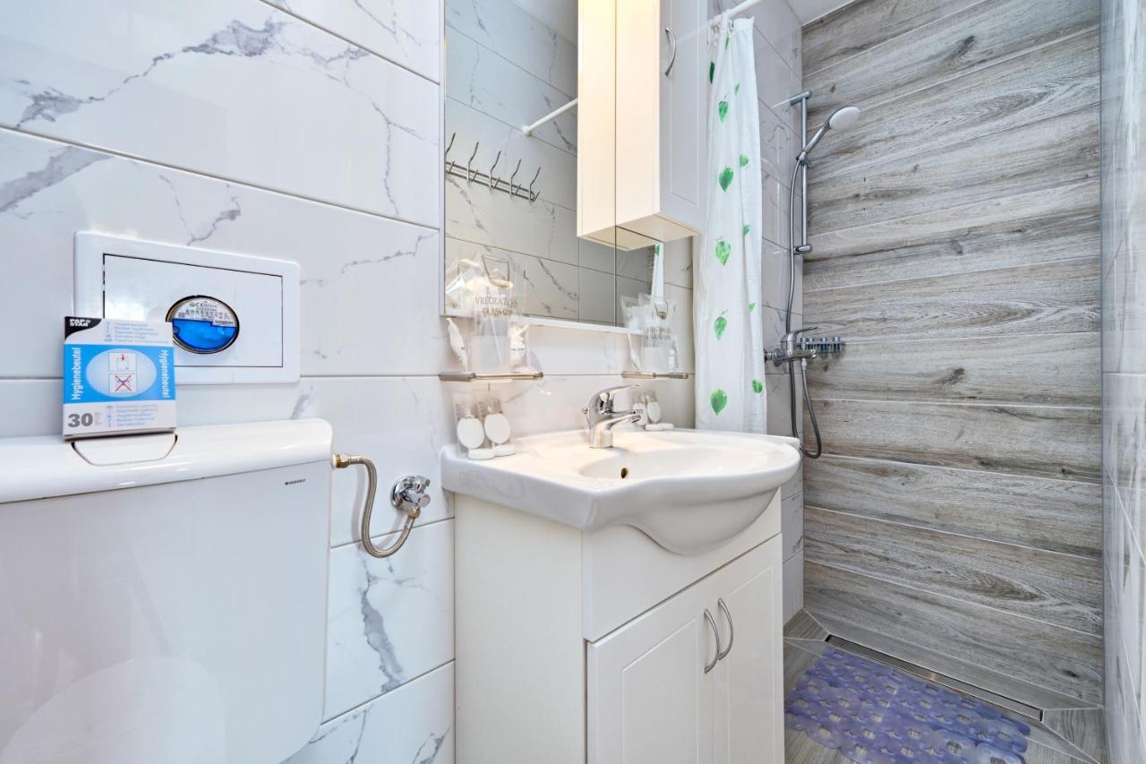 Apartman Michael / Novalja / Zrce Exteriör bild