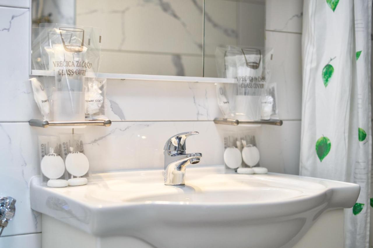 Apartman Michael / Novalja / Zrce Exteriör bild